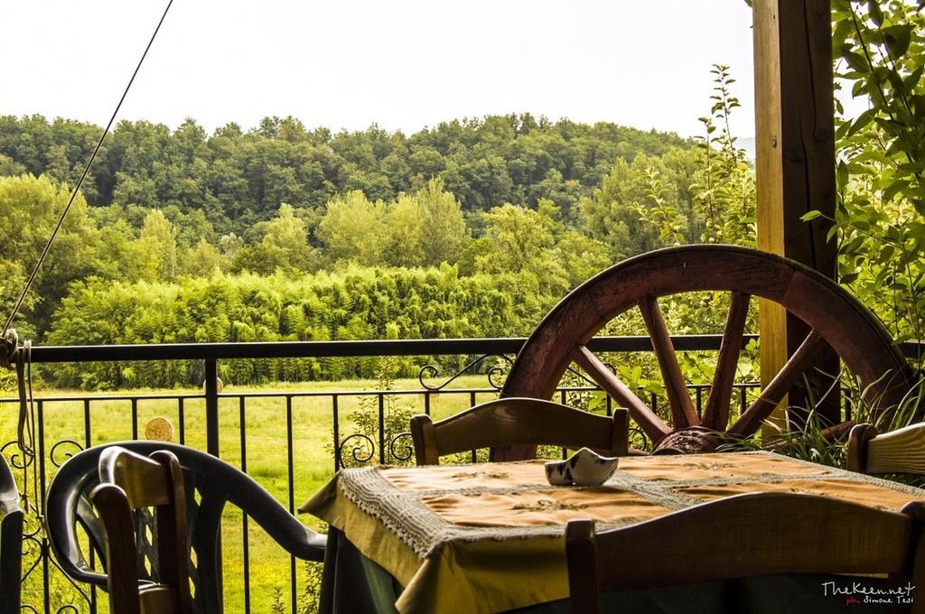 Agriturismo La Praduscella Fivizzano Ngoại thất bức ảnh